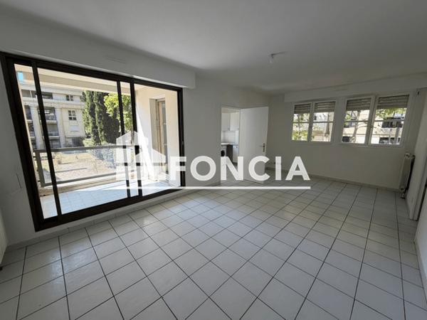Location Appartement 2 pièces 51.27 m² - 33 RUE DE L ATTIQUE Montpellier 34000