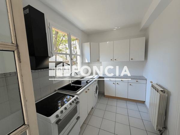 Location Appartement 2 pièces 51.27 m² - 33 RUE DE L ATTIQUE Montpellier 34000