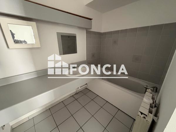 Location Appartement 2 pièces 51.27 m² - 33 RUE DE L ATTIQUE Montpellier 34000