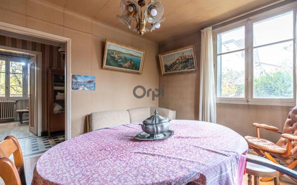 Maison à vendre    5 pièces • 101,68 m2 Saint-Maur-des-Fossés