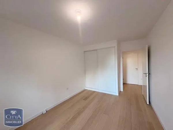 Appartement à louer 2 pièces 55.24m²