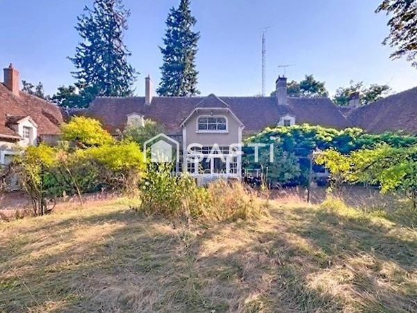 Grande propriété à rénover de 420m² habitable - Terrain de 25 335m²