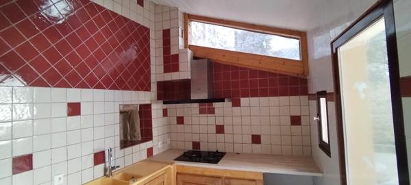 CHAMPDENIERS - Maison de bourg T5 avec garage et jardin