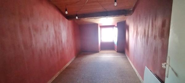 CHAMPDENIERS - Maison de bourg T5 avec garage et jardin