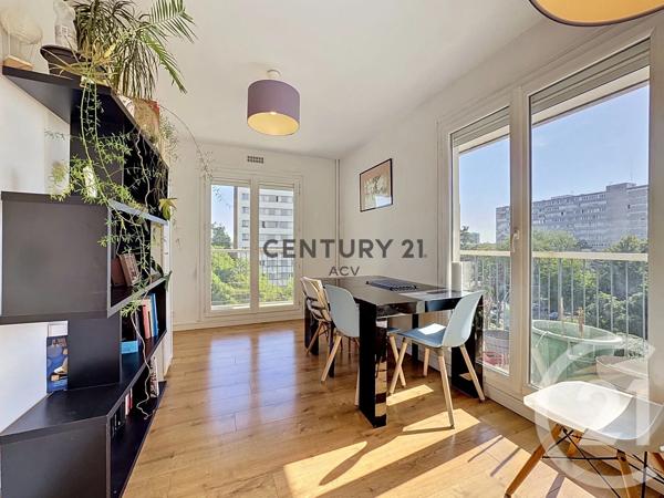 Appartement à vendre  4 pièces - 72,28 m 2   MAISONS ALFORT  - 94