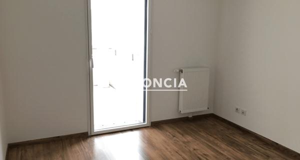 Location Appartement 2 pièces 43.09 m² - Orléans 45000