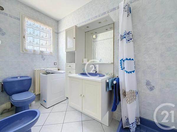 Appartement F3 à vendre  3 pièces - 53,71 m 2   MONTREUIL  - 93