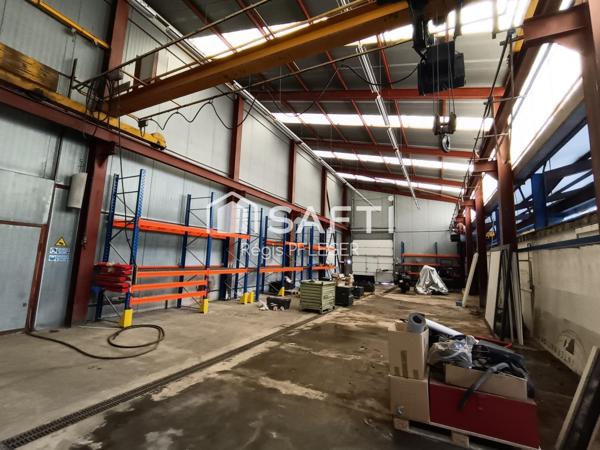 Grand Bâtiment Industriel/Artisanal avec bureaux