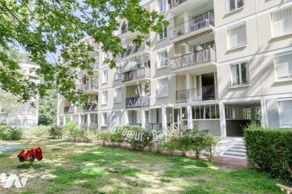 Appartement 2/3 pièces dans copropriété calme avec nombreux espaces verts