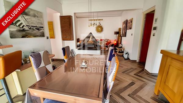 Villa de plain-pied sur 1200 m² avec piscine et 2 dépendances