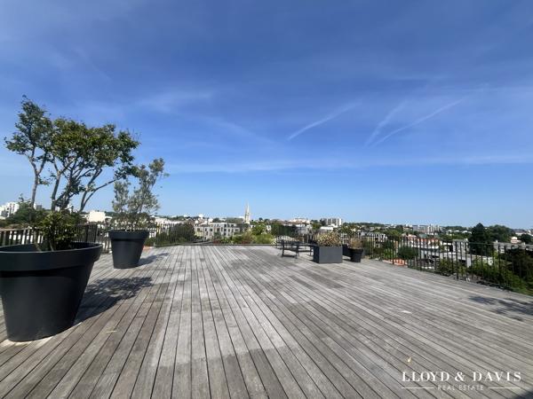 Bordeaux-Caudéran, adresse confidentielle – Rooftop privé et élégance en apesanteur