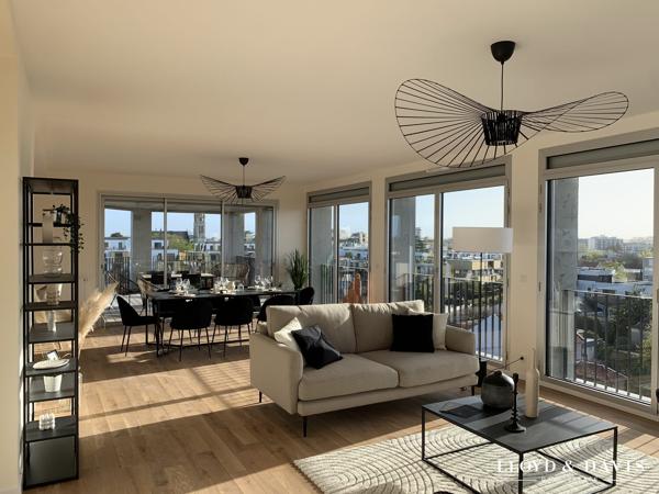Bordeaux-Caudéran, adresse confidentielle – Rooftop privé et élégance en apesanteur