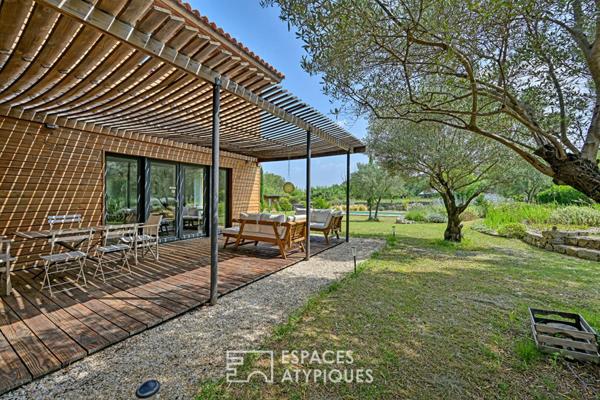 Villa lumière, création d’architecte en écrin naturel