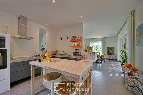 Villa lumière, création d’architecte en écrin naturel