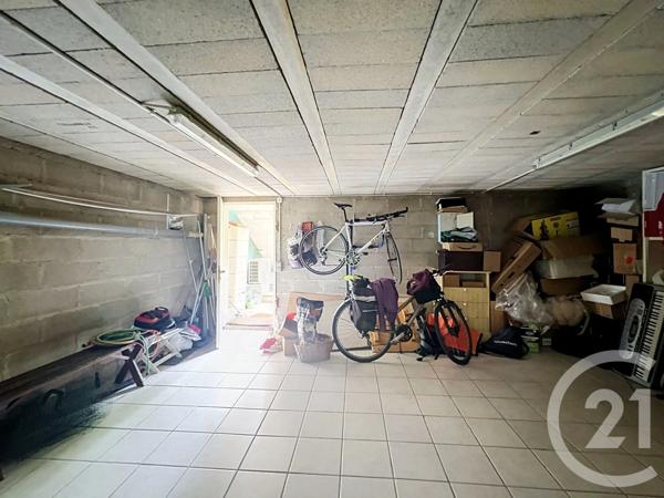 Maison à vendre  4 pièces - 91,30 m 2   CHOISY LE ROI  - 94