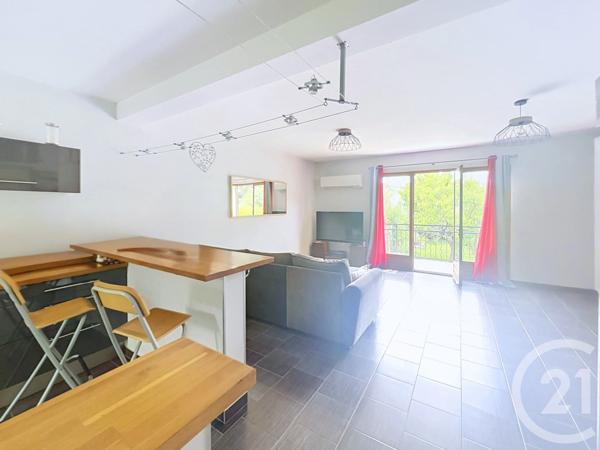 Maison à vendre  4 pièces - 91,30 m 2   CHOISY LE ROI  - 94
