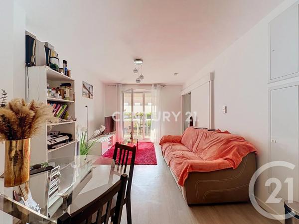 Appartement F2 à vendre  2 pièces - 37 m 2   NEUILLY SUR MARNE  - 93