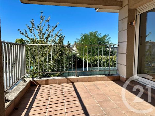 Appartement F2 à vendre  2 pièces - 37 m 2   NEUILLY SUR MARNE  - 93