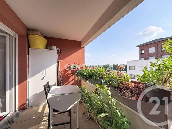 Appartement F2 à vendre  2 pièces - 37 m 2   NEUILLY SUR MARNE  - 93