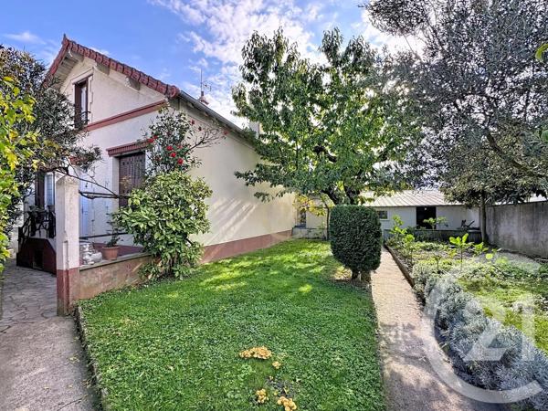 Maison à vendre  6 pièces - 96,97 m 2   AULNAY SOUS BOIS  - 93