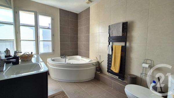 Maison à vendre  6 pièces - 128,21 m 2   COURDIMANCHE  - 95