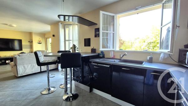 Maison à vendre  6 pièces - 128,21 m 2   COURDIMANCHE  - 95
