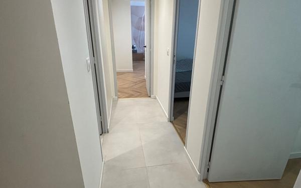 Appartement à vendre    4 pièces • 84,04 m2 Cagnes-sur-Mer