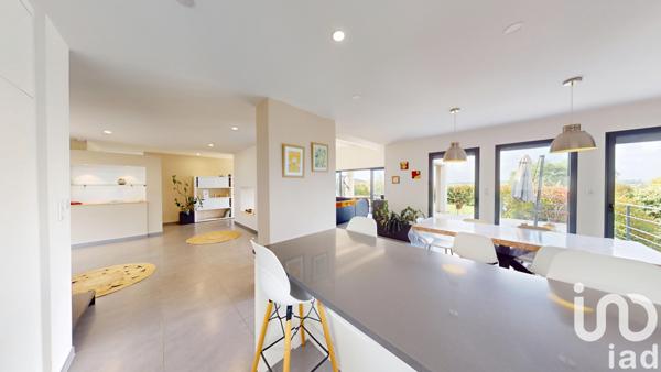 Maison à vendre 6 pièces 223 m² L'Isle-Jourdain