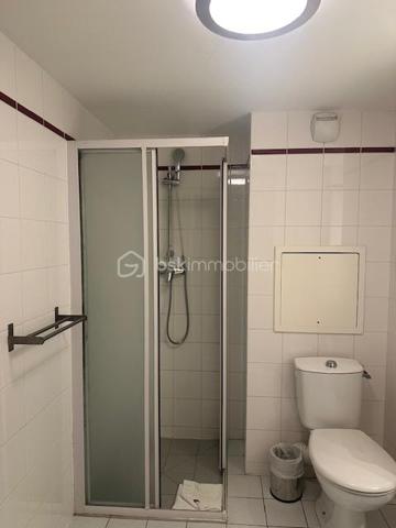 Chambre de service de 30,59 m²