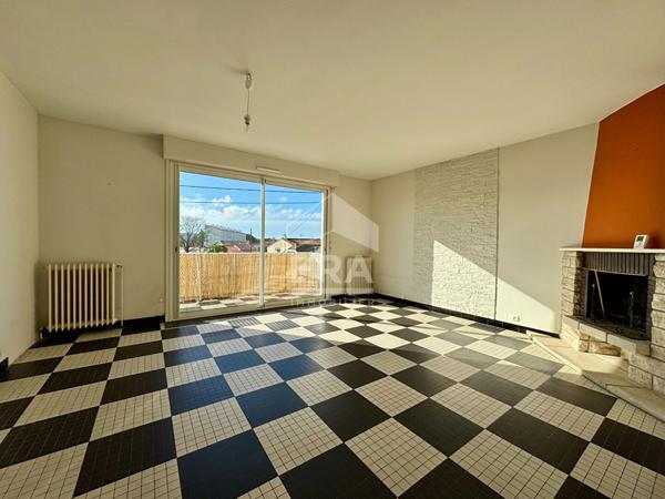 Bien rare avec grand atelier et appartement T4 ? Fort potentiel, à proximité de Pontaillac