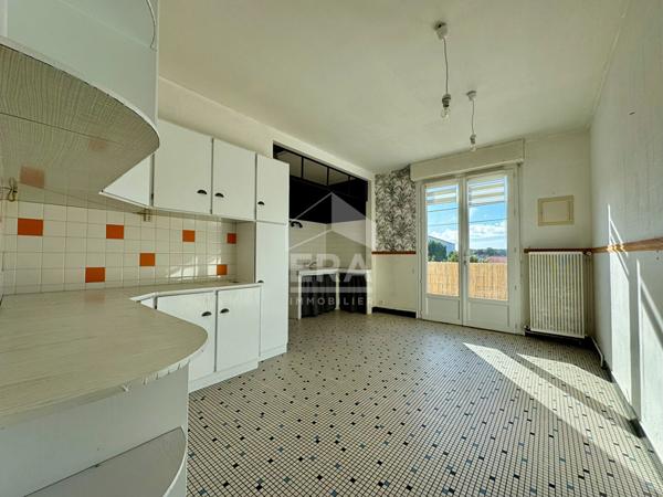 Bien rare avec grand atelier et appartement T4 ? Fort potentiel, à proximité de Pontaillac