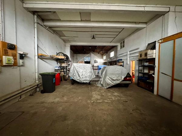 Bien rare avec grand atelier et appartement T4 ? Fort potentiel, à proximité de Pontaillac