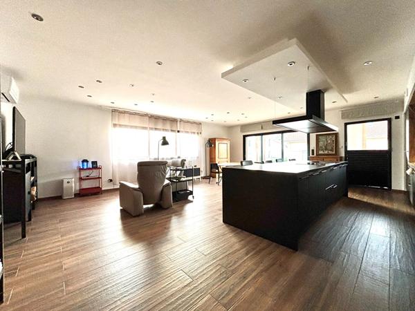 Appartement 4 pièce(s) 120 m2