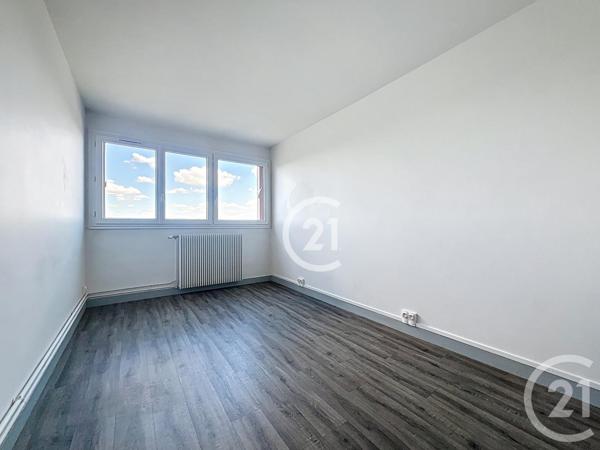 Appartement F3 à vendre  3 pièces - 72,47 m2 MONTREUIL - 93