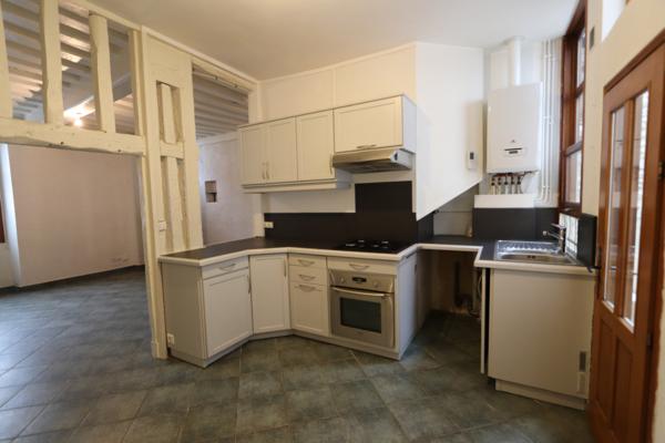 ORLEANS Quartier Madeleine - Maison de type F4  - Orleans