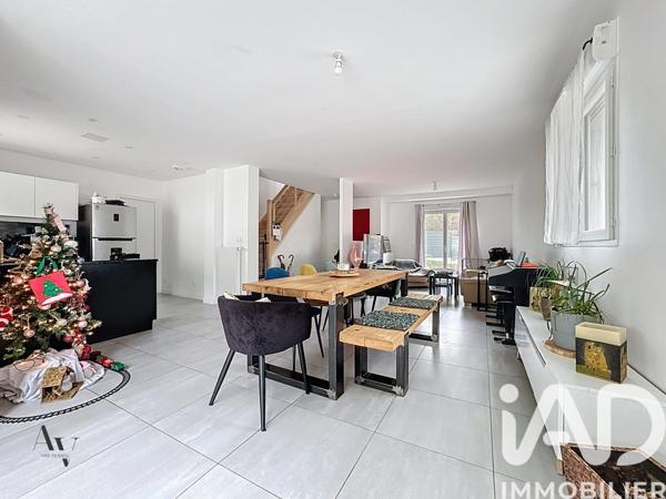 Maison à vendre 5 pièces 160 m² Vaux-sur-Seine