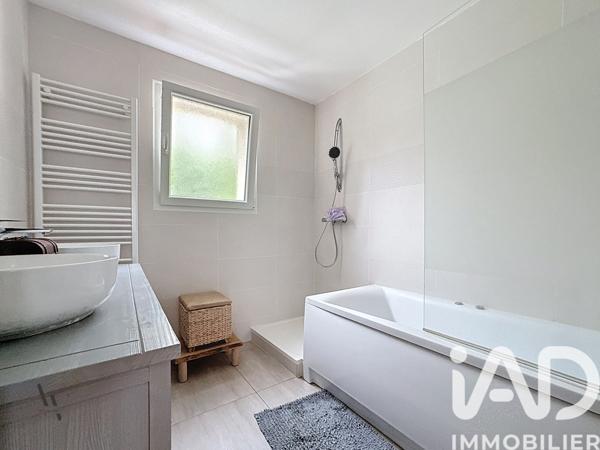 Maison à vendre 5 pièces 160 m² Vaux-sur-Seine