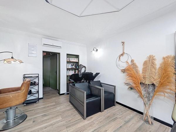 Fonds De Commerce à LE MAY-SUR-EVRE, 49122 - 3 pièces 95m²