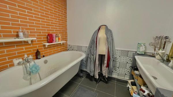 Jolie maison familiale - BAS CHANTENAY