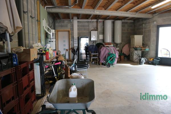 ENSEMBLE IMMOBILIER DE 245 M2 MÊLANT L'ANCIEN ET LE CONTEMPORAIN SUR UN TERRAIN CLOS ET ARBORE DE 860 M2.  La Rochelle (17000)