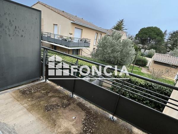 Location Appartement 2 pièces 40 m² - 340 AVENUE FELIPE DELAVOUET Grans 13450