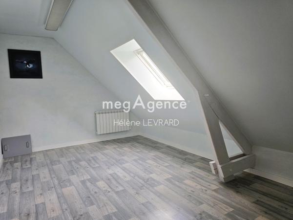 Maison à Sillé-le-Guillaume, 72140 - 10 pièces 176m²