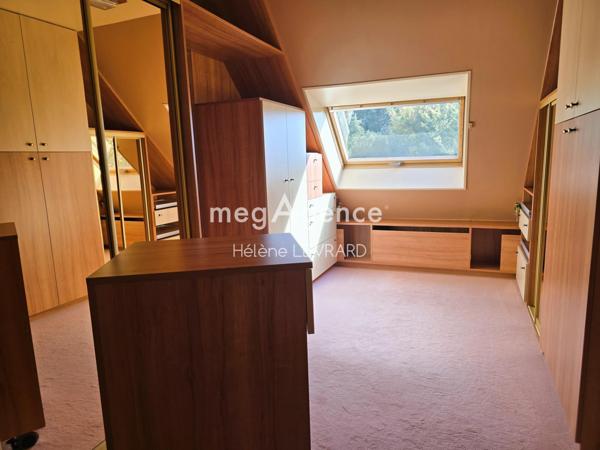 Maison à Sillé-le-Guillaume, 72140 - 10 pièces 176m²