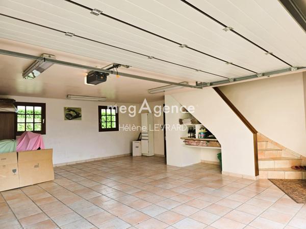 Maison à Sillé-le-Guillaume, 72140 - 10 pièces 176m²