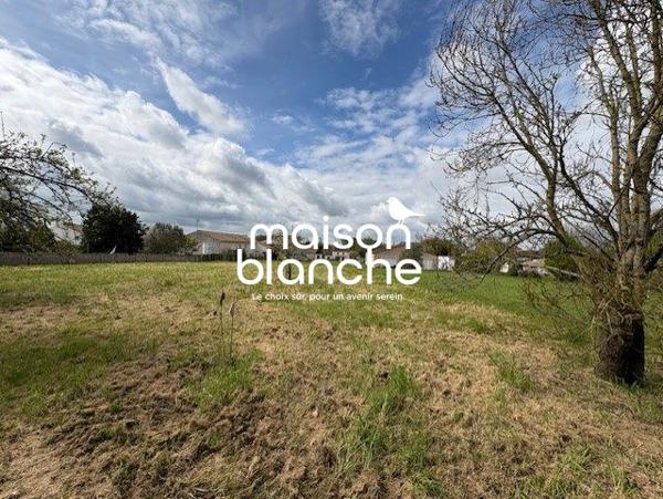 GRANGE A RENOVER + TERRAIN CONSTRUCTIBLE
