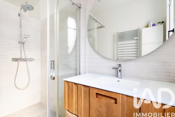 Appartement à vendre 3 pièces 85 m² Courbevoie