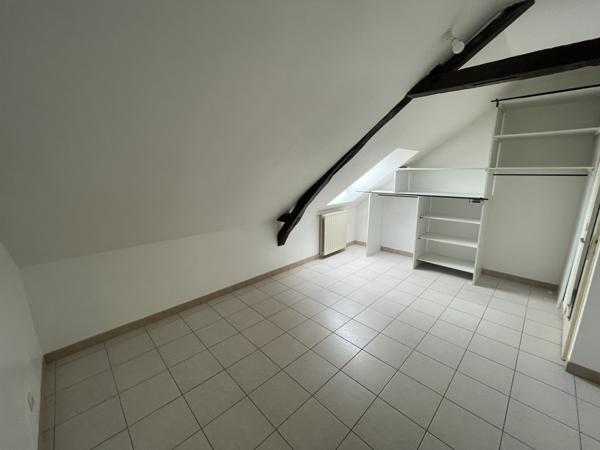 Maison
                                                                                                                                                                                                                                                                                                                        3 pièce(s)                                                                                                                                                                                                          2 chambre(s)                                                                                                                                                                                                          60  m²