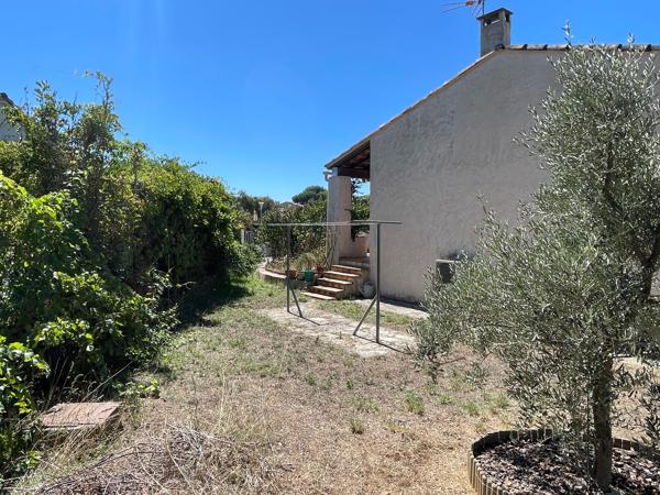 - LES GRILLONS - LAMBESC - 13410 -