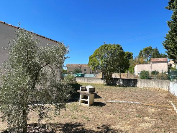 - LES GRILLONS - LAMBESC - 13410 -