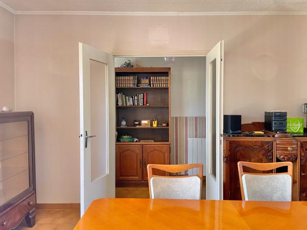 - LES GRILLONS - LAMBESC - 13410 -